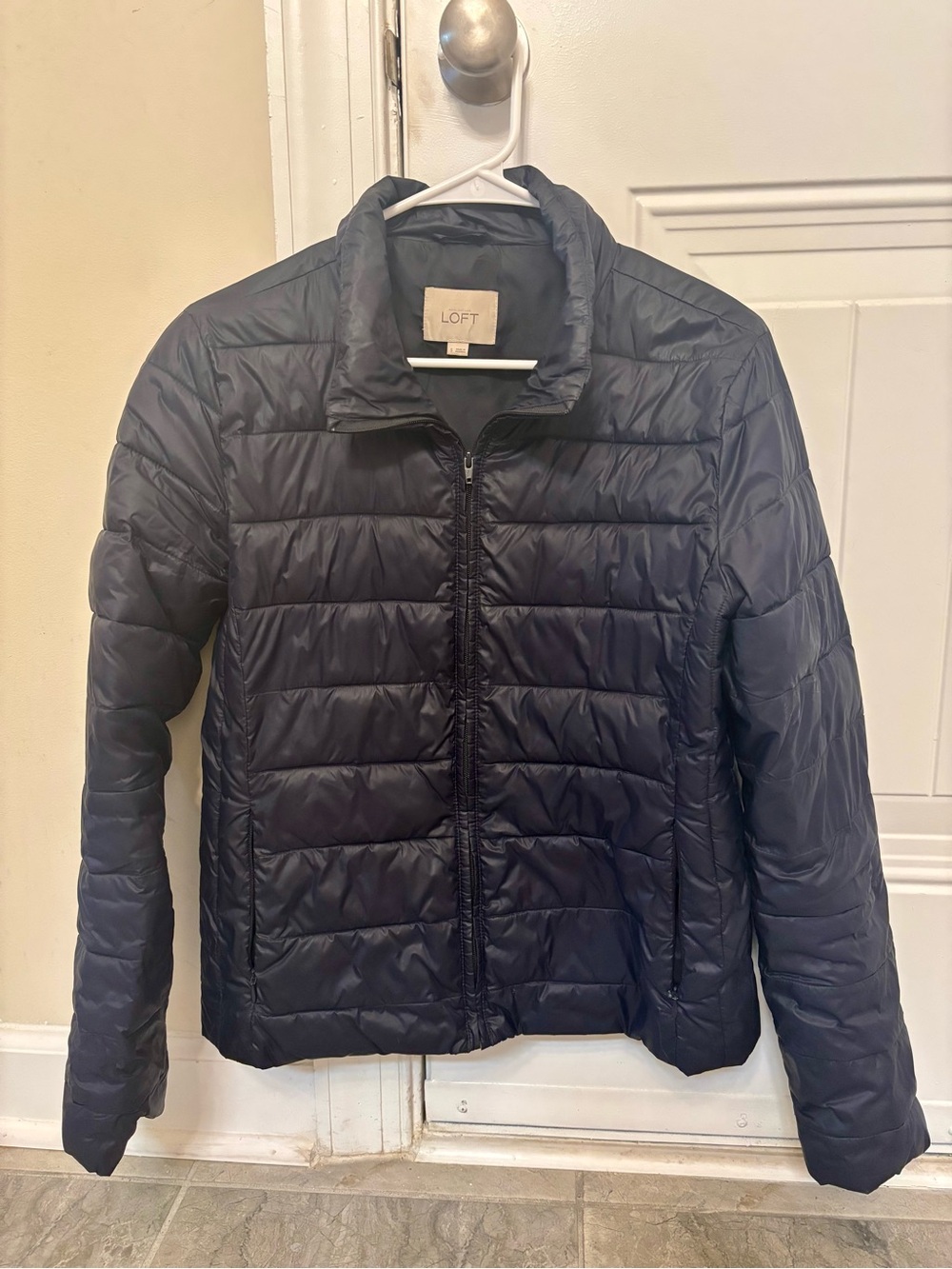 LOFT Quilted Puffer Jacket in Navy